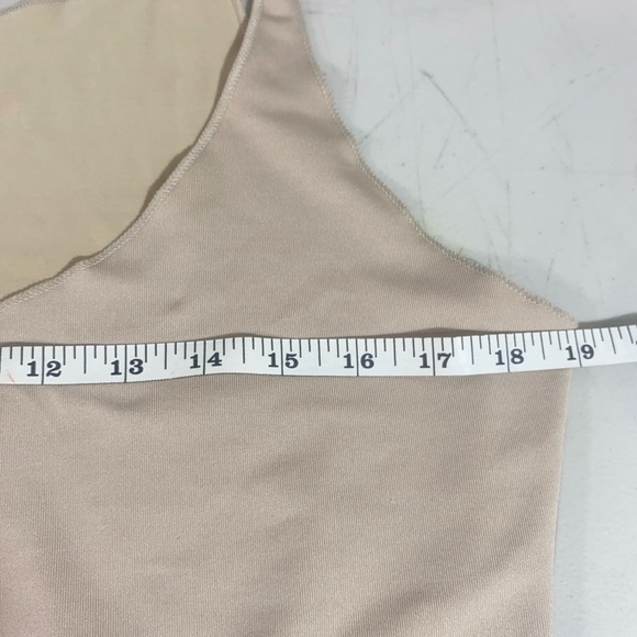 Spanx by Sara Blakely 2X Beige Shaping Tank Top Cami Smoothing Control - Picture 4 of 5